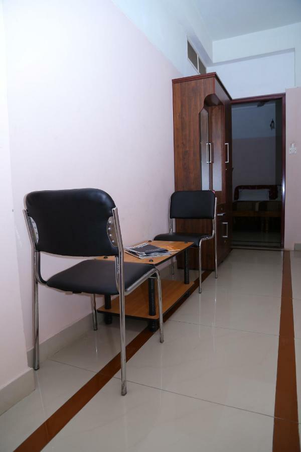 Princess Inn Royal Thiruvananthapuram Extérieur photo